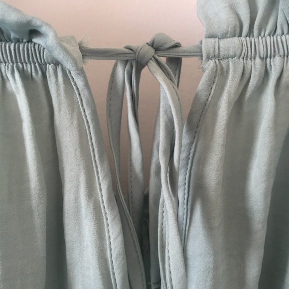 Off Shoulder Dress - Picture 3 of 6